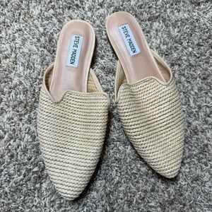 Steve Madden Mattis Natural Woven Pointed-Toe Mules